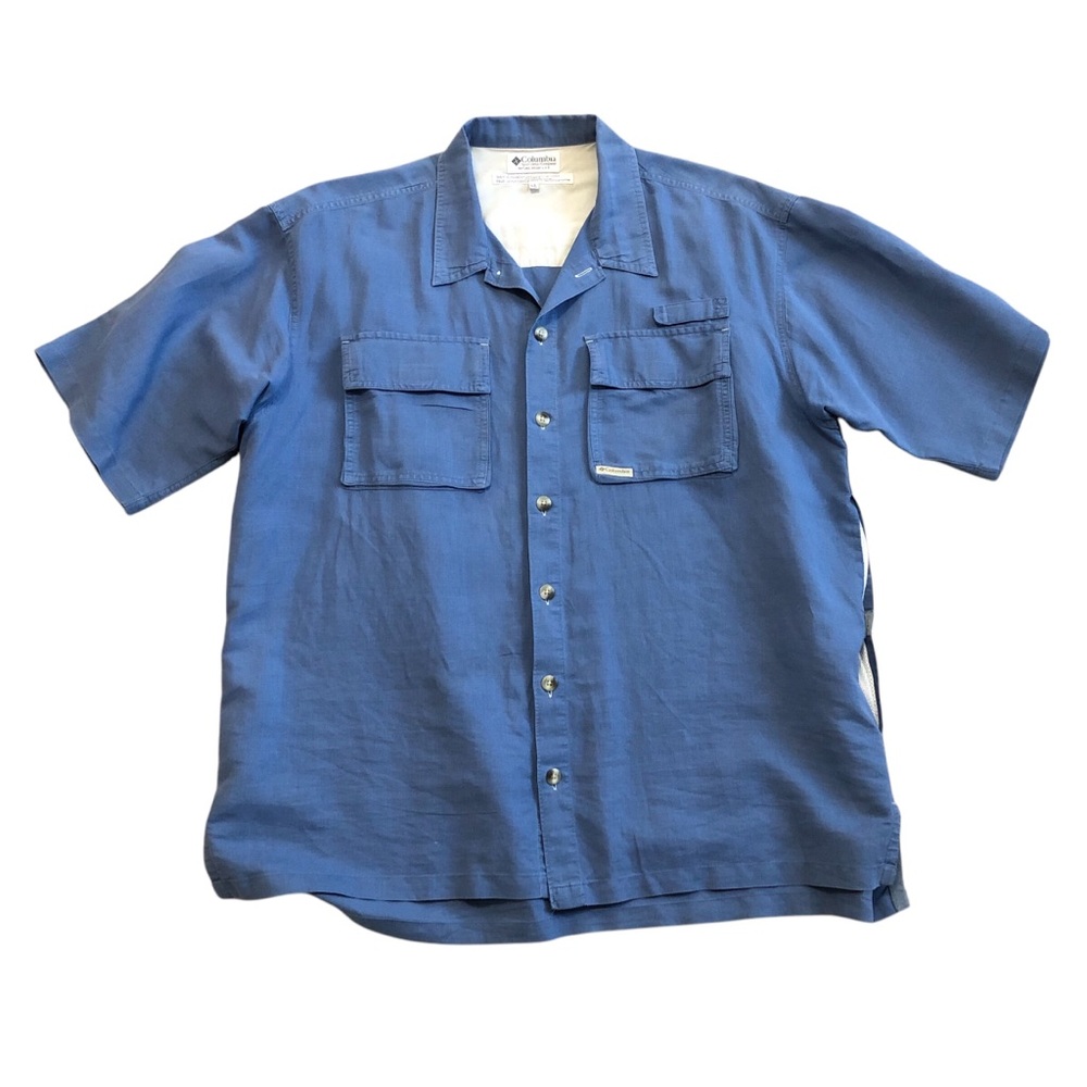 Columbia short sleeve button front collared blue shirt